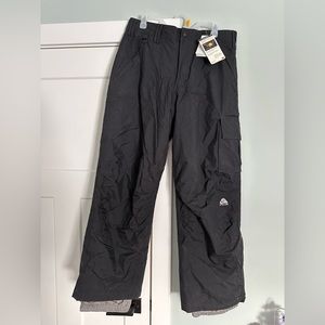 Nike ACG: Men’s snow/ski pants. New with tags!